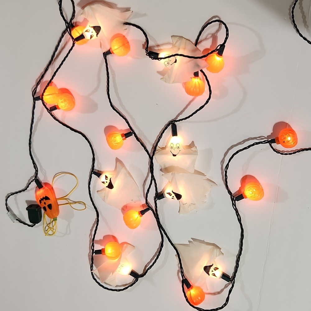 Vintage Fabric Ghost & Blow Mold Pumpkin Garland String Blinking Light Set